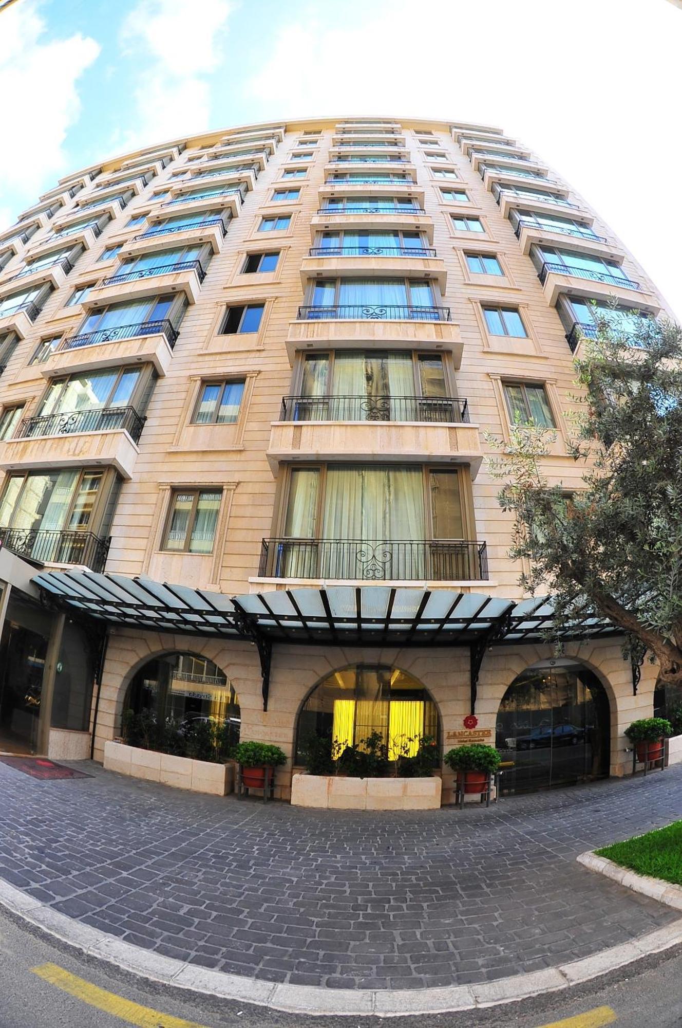 Lancaster Raouche Hotel Beirut Exterior photo